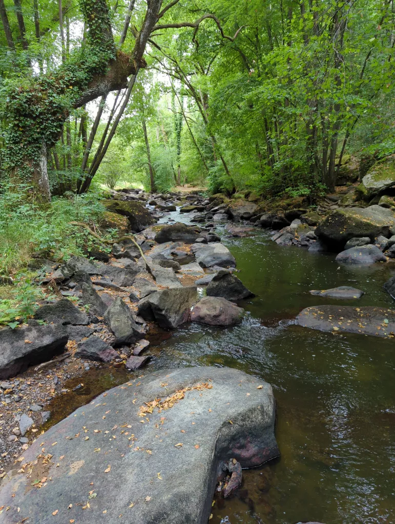 Randonnée pédestre de 8 km au chant des cailloux